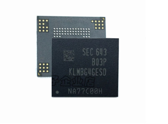 China Chip de memória móvel de KLMBG4GESD-B03P EMMC, armazenamento instantâneo 1,8 de 32gb Emmc 5,0/3.3v distribuidor